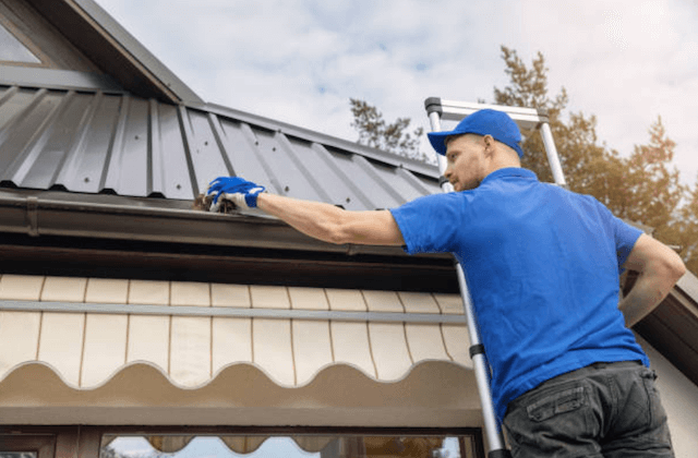 gutter cleaning in seattle